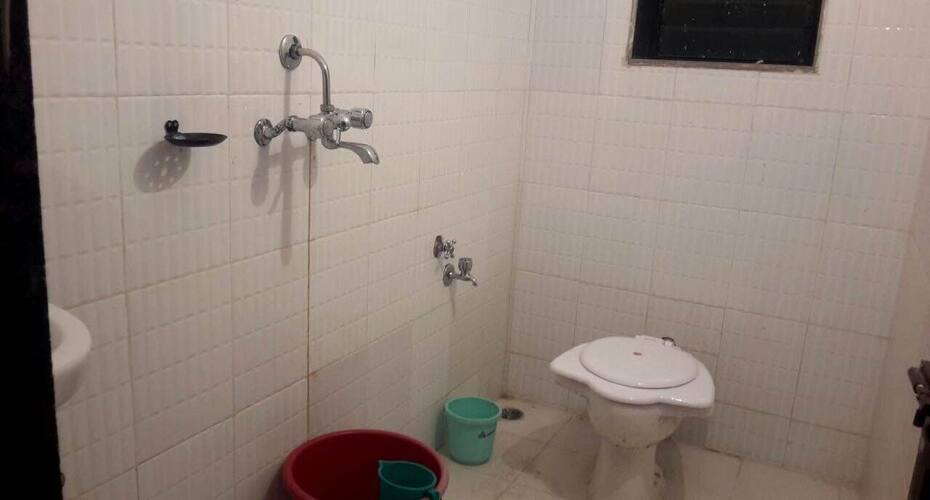 Stayvelle Inn, Diveagar 5